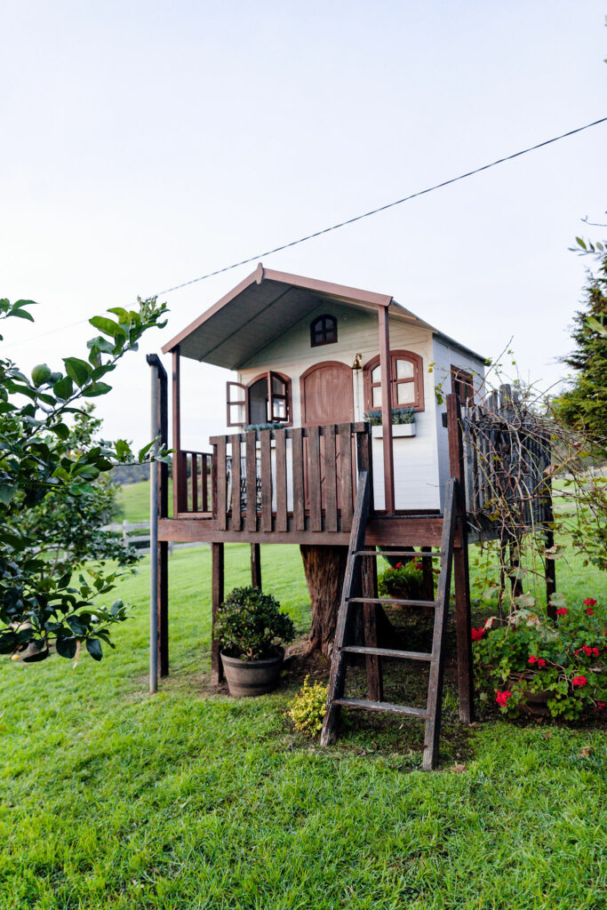 cubby house calley view farmhouse farmstay accommodation holiday home calderwood shellharbour kiama south coast nsw